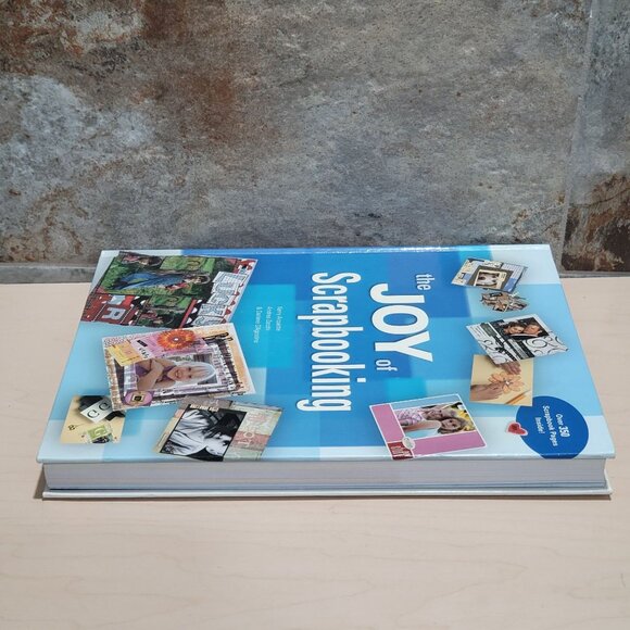 The Joy of Scrapbooking Hardback 2006 - Picture 7 of 11